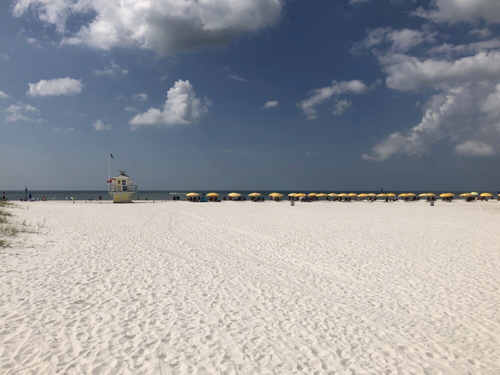 52 Foot Water Adventure Houseboat Clearwater Beach in St. Petersburg Clearwater Best Rates