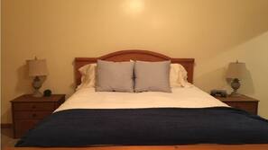 3 bedrooms, iron/ironing board, WiFi, linens