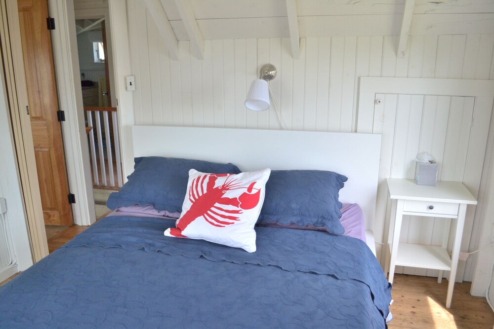 Room, Biddeford Pool Cottage at Fortunes Rocks Beach