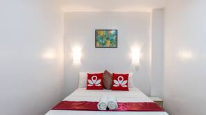 Rollaway beds, free WiFi, linens