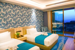 Deluxe Twin Room | Premium bedding, down comforters, minibar, in-room safe