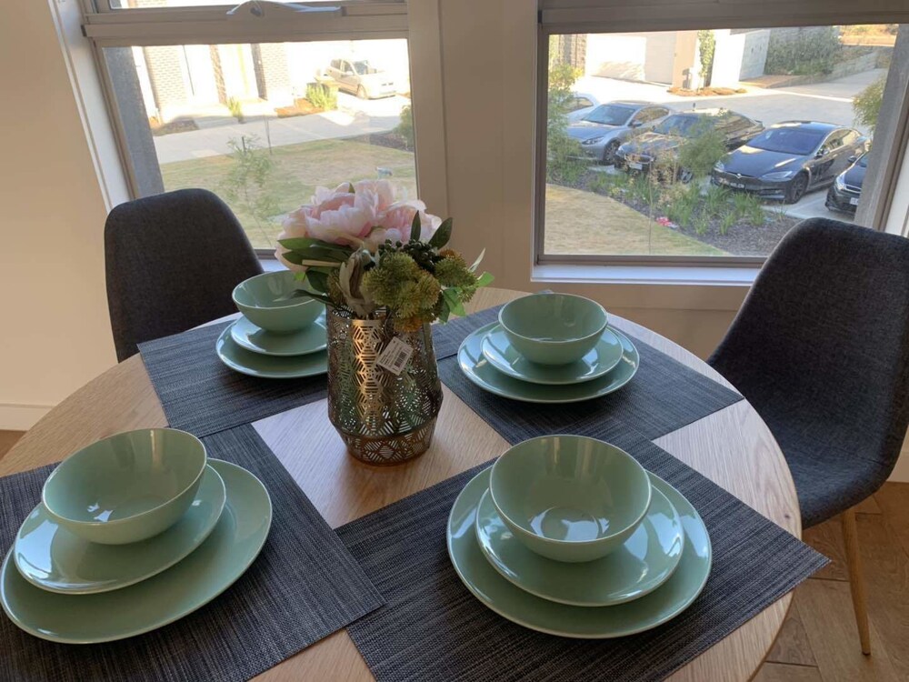 Bundoora Townhouse