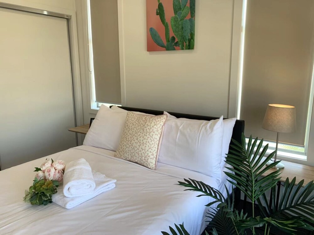 Bundoora Townhouse