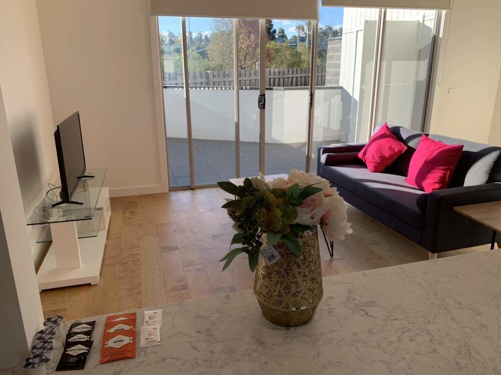 Bundoora Townhouse