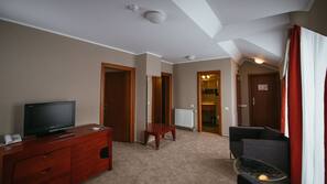 80-cm LED TV with digital channels