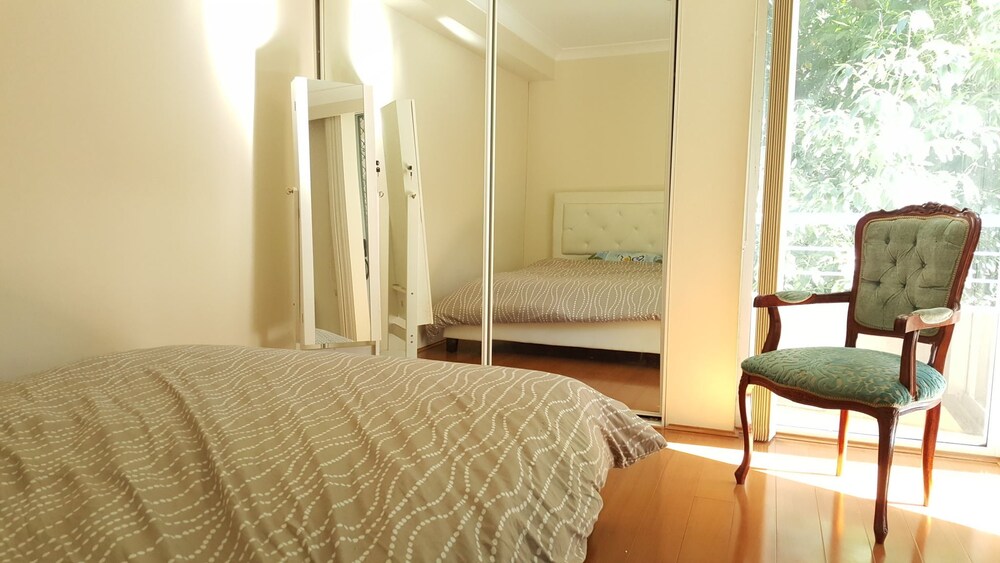 Furnished 2 Bedroom By Harbourside
