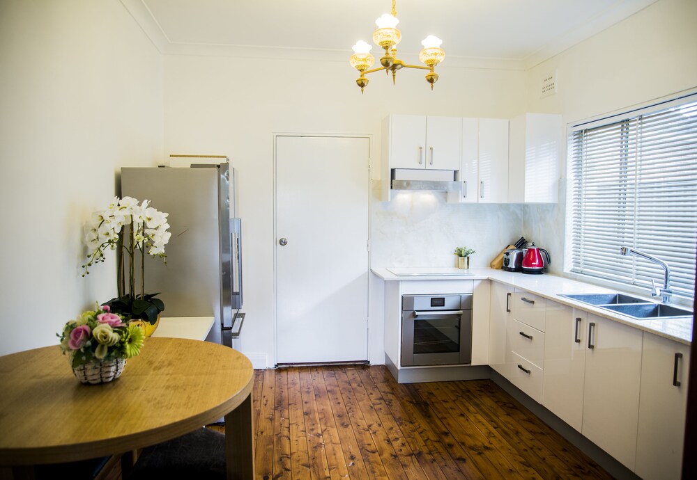 Bright & Spacious Home with Hotel Grade Cleanliness
