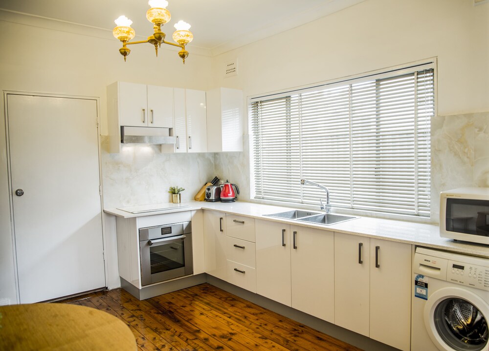Bright & Spacious Home with Hotel Grade Cleanliness