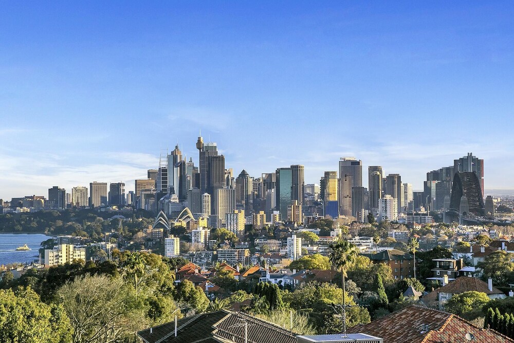 Modern Two Bedroom Apartment with Views - HARIS
