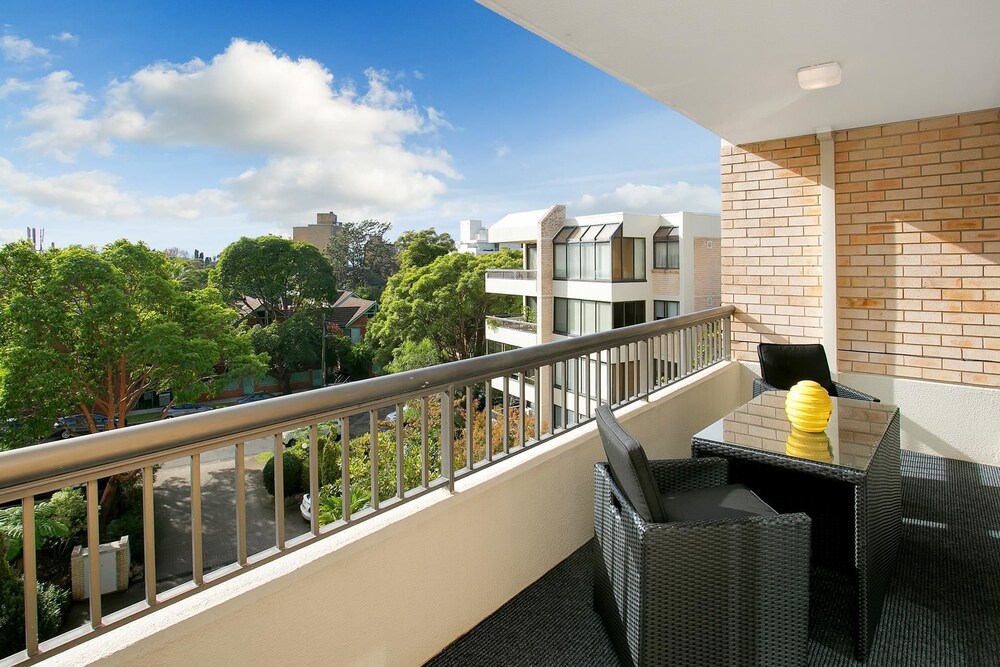 Newly Renovate Immaculate Cremorne One Bedroom Apartment - CREM4