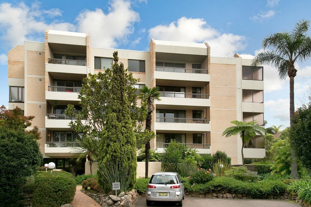 Newly Renovate Immaculate Cremorne One Bedroom Apartment - CREM4