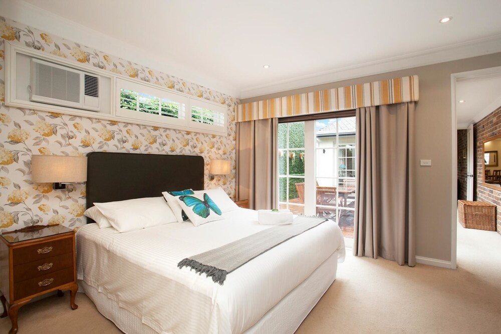 A Large Three Bedroom 2 Storey Luxury Holiday Home - CN099