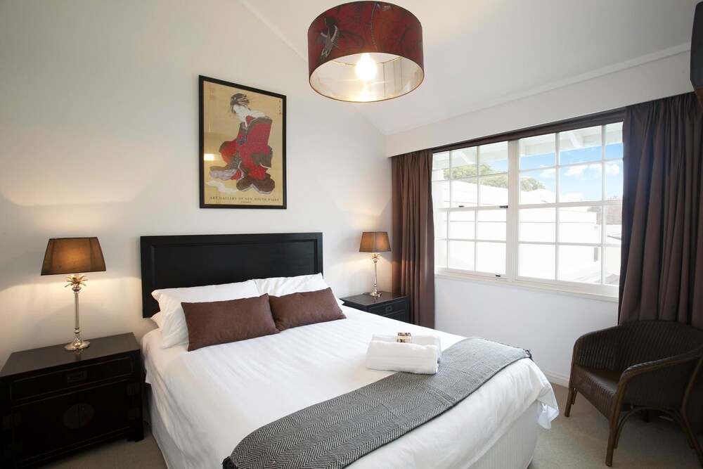 A Large Three Bedroom 2 Storey Luxury Holiday Home - CN099