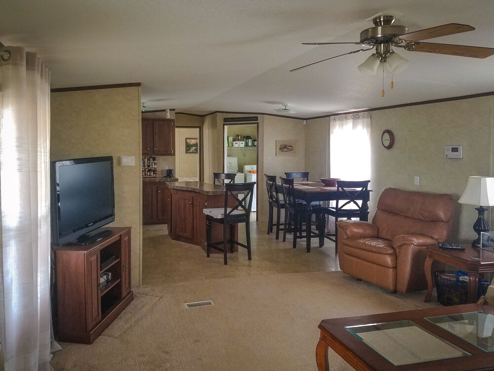 Pet Friendly Peaceful Lake Texoma Cabin, Ardmore Room Prices & Reviews