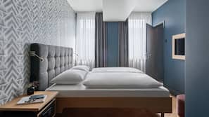 1 Schlafzimmer, Allergikerbettwaren, Zimmersafe, Verdunkelungsvorhänge