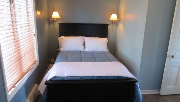 2 bedrooms, Internet, linens