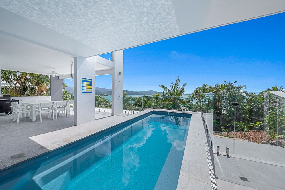 Kara Point  Airlie Beach