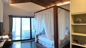 Desk, blackout drapes, free WiFi, linens