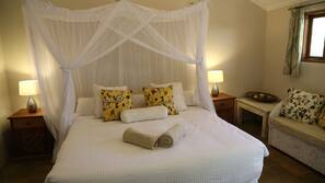 Coffre-forts dans les chambres, bureau, draps fournis