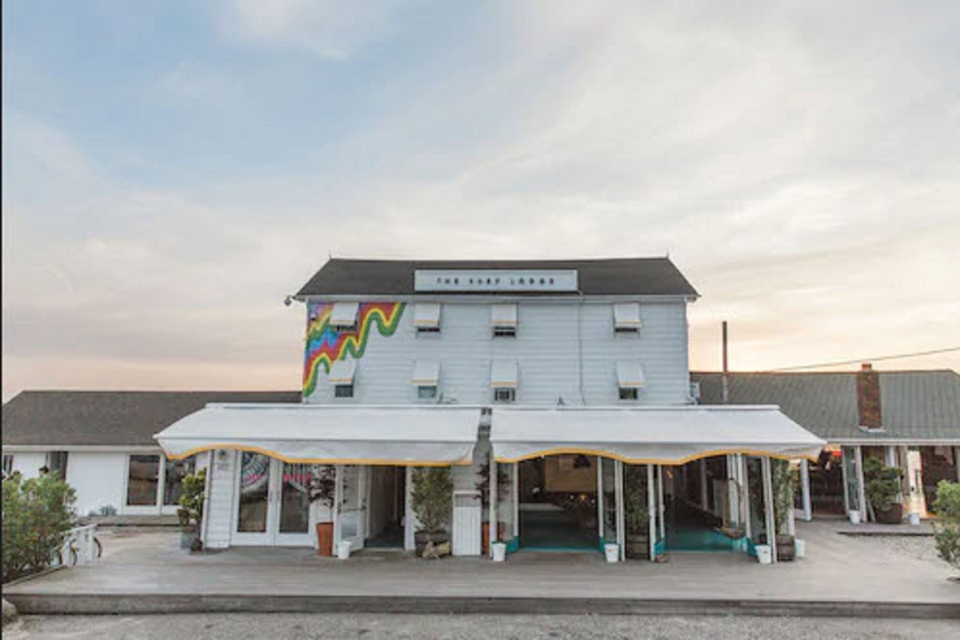 The Surf Lodge 21 Room Prices Deals Reviews Expedia Com