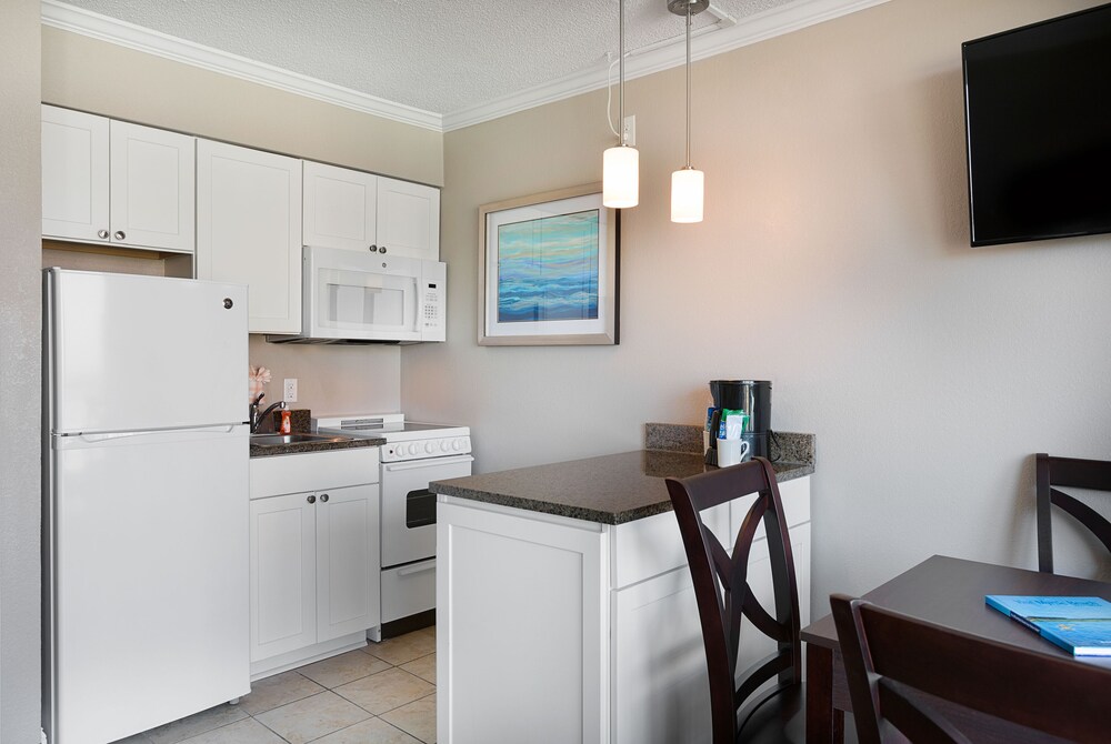 Caravelle Resort Ocean View Suite - Doubles