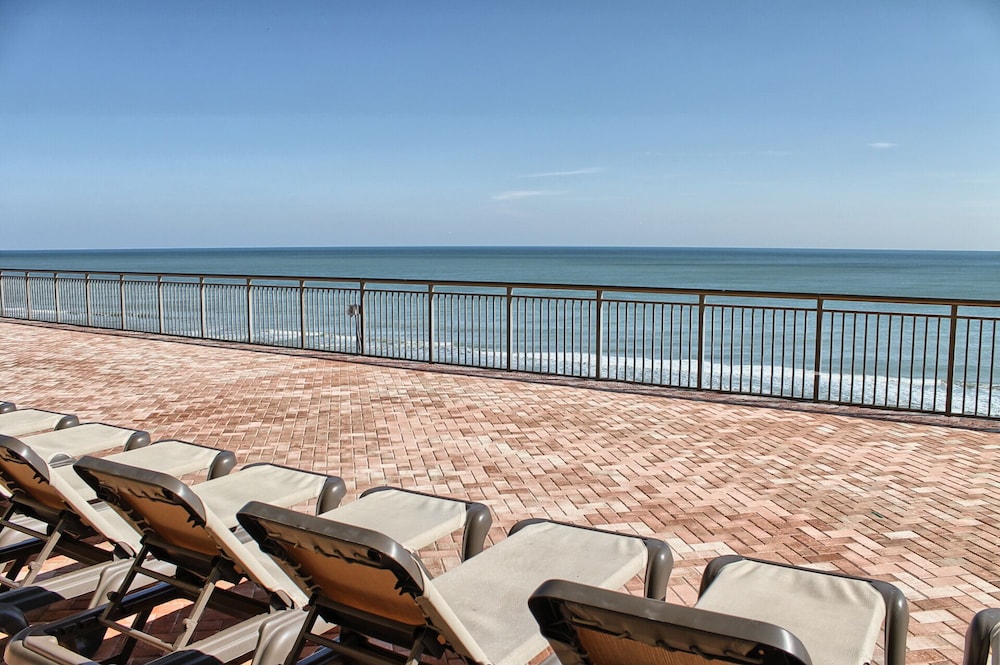 Caravelle Resort Ocean View Suite - Doubles