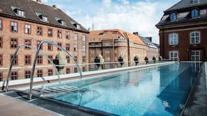 Udendørs pool