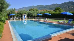 Piscina stagionale all'aperto