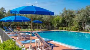 Piscina stagionale all'aperto