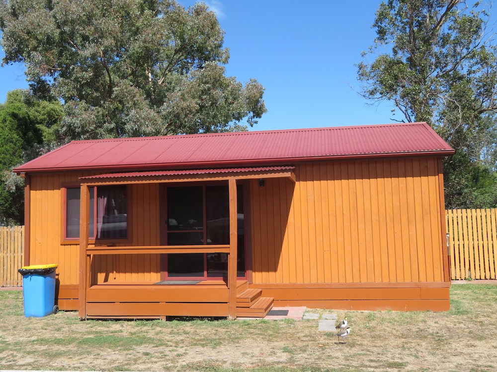 Latrobe Mersey River Caravan & Cabin Pk