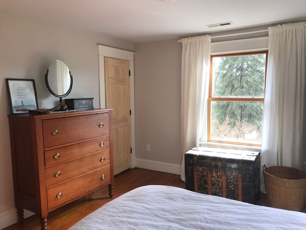 Premium Downtown Charlottesville 1900's Renovated Abode in Belmont