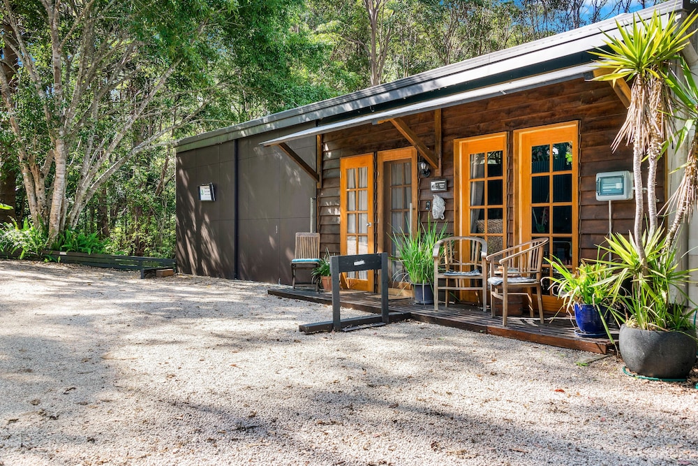 Noosa Hinterland Retreat For Total Isolation