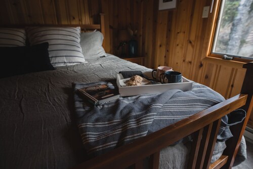 sturgeon bay hotels that allow dogs