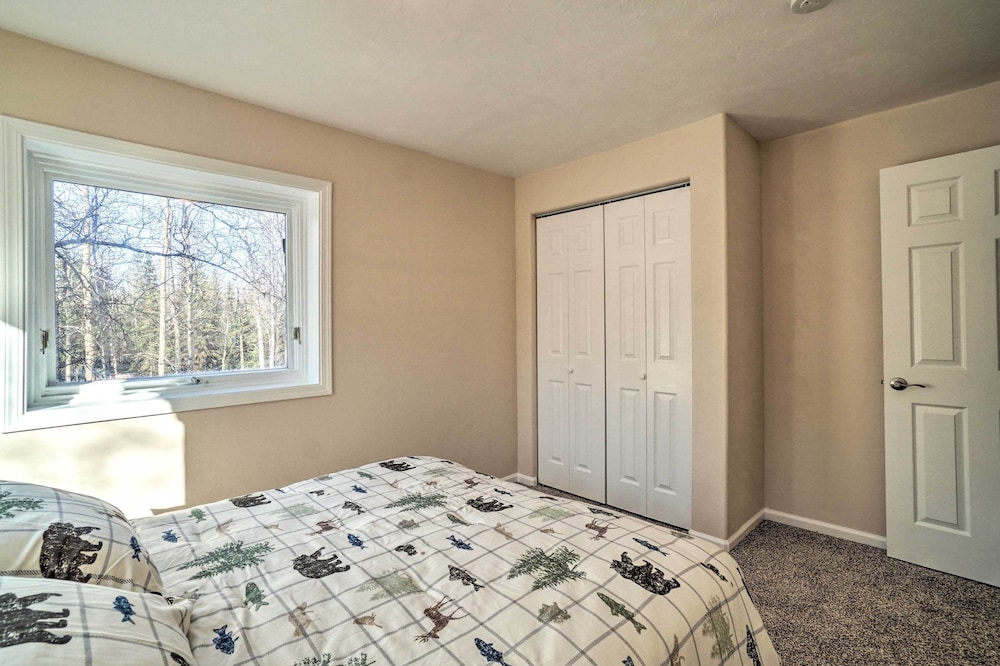 Peaceful MountainView Home Walk to Kenai Lake! Cooper Landing Vrbo
