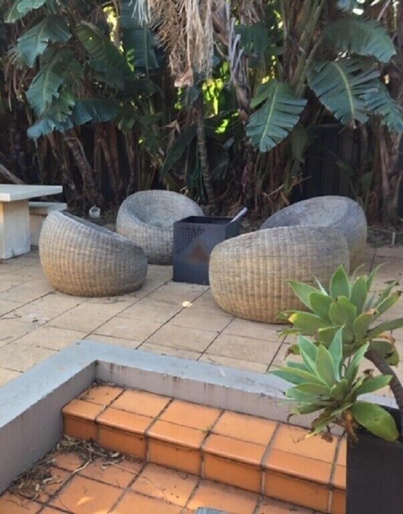 Modern house near beaches and airport