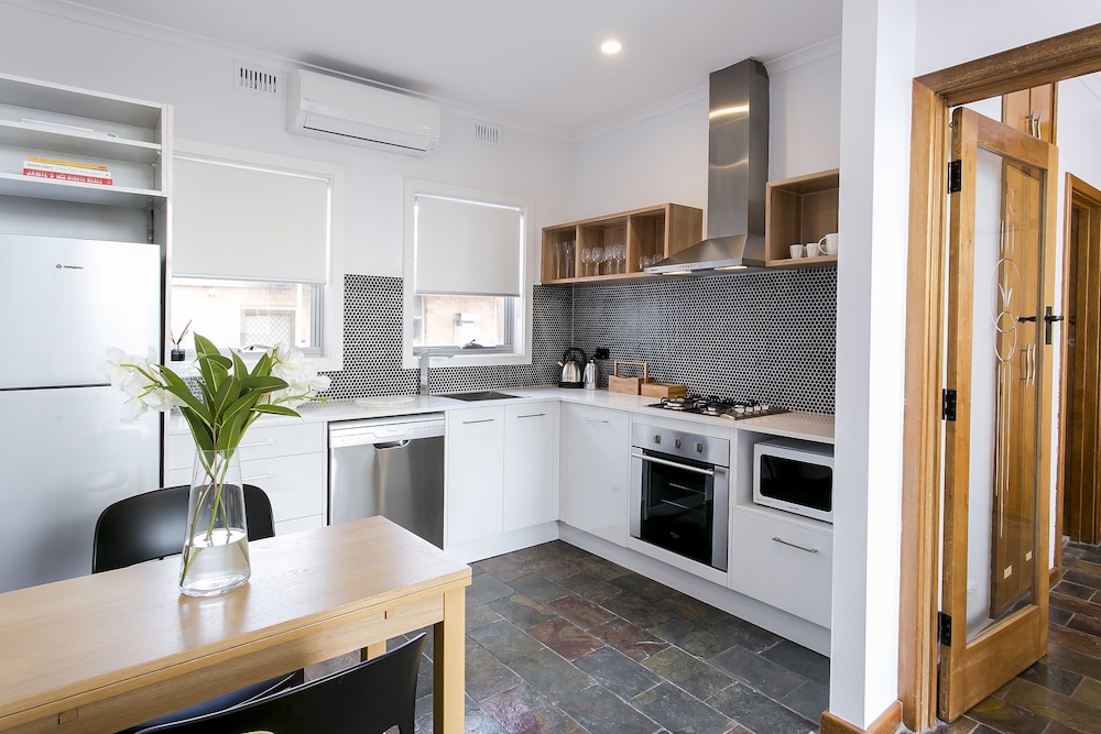 Inner City Convenience in a Stylish Abode
