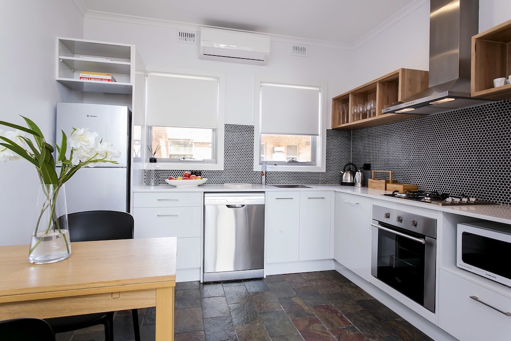 Inner City Convenience in a Stylish Abode