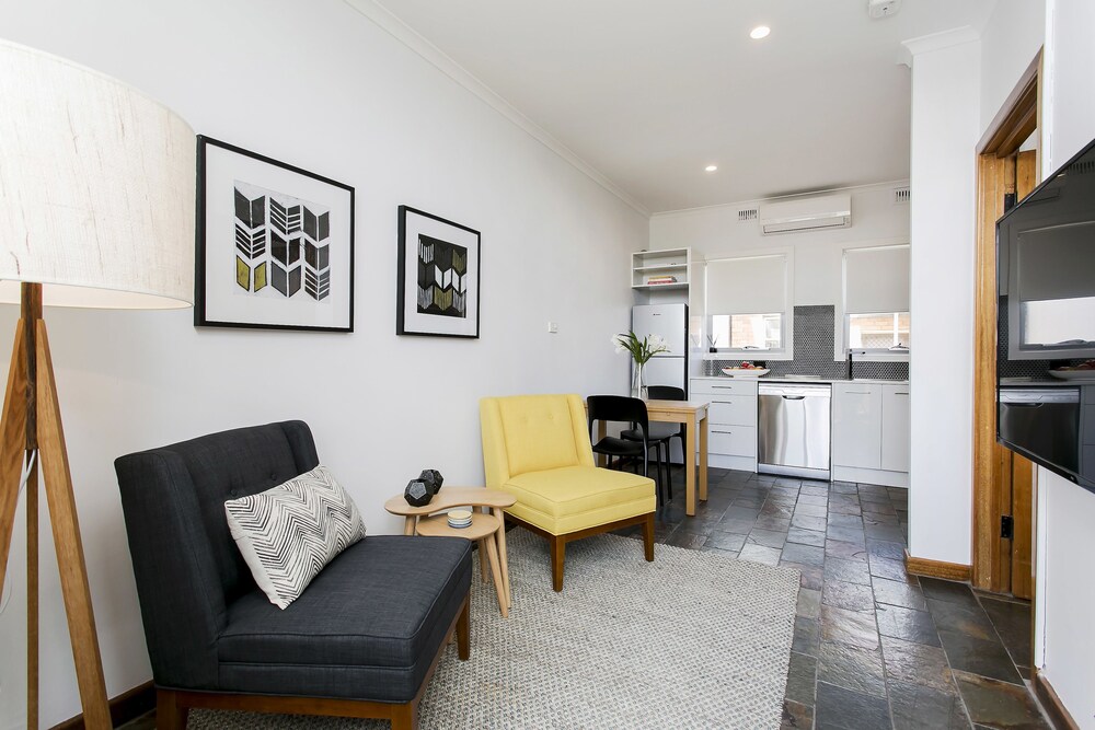 Inner City Convenience in a Stylish Abode