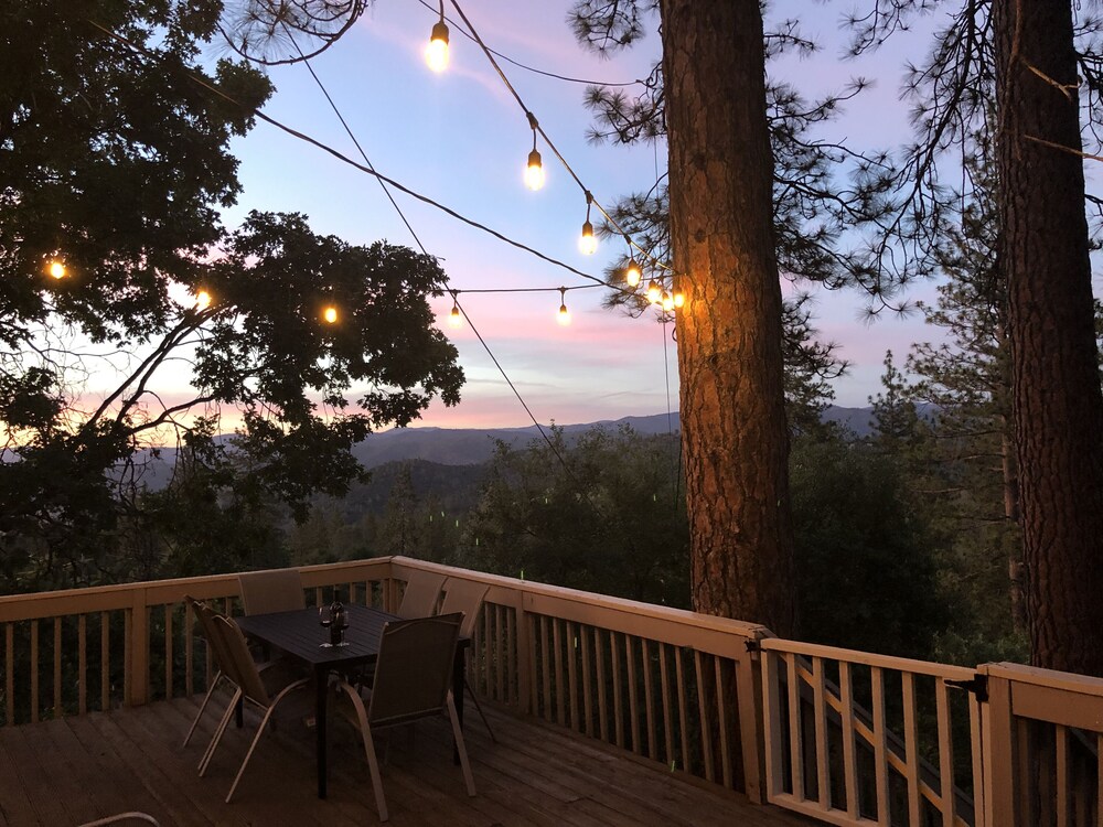 Grandview Cabin Great For Families With Small Kids Awesome View