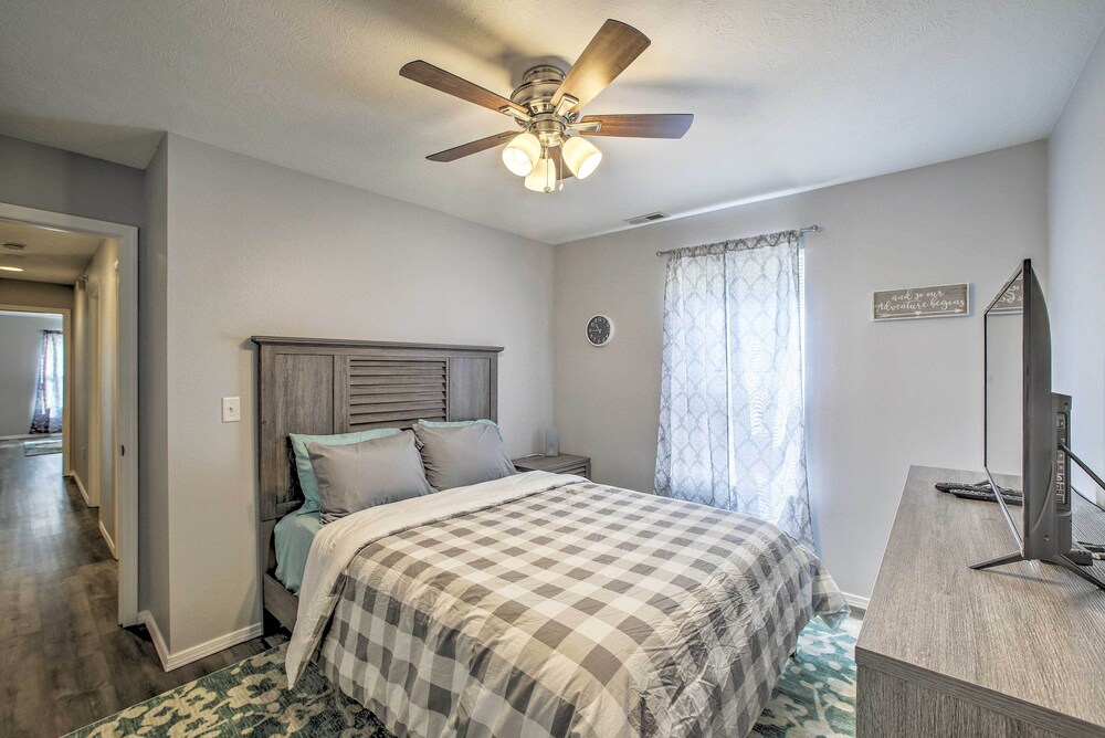 Clean & Cozy Family Condo in the Heart of Branson!