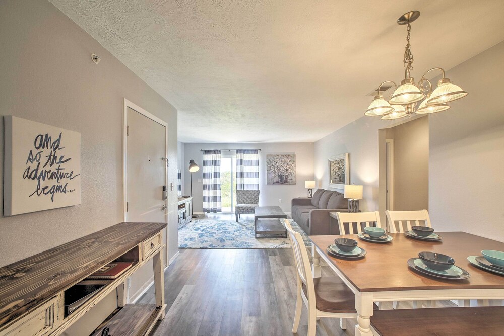 Clean & Cozy Family Condo in the Heart of Branson!