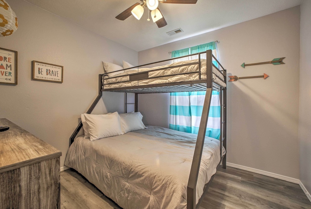 Clean & Cozy Family Condo in the Heart of Branson!