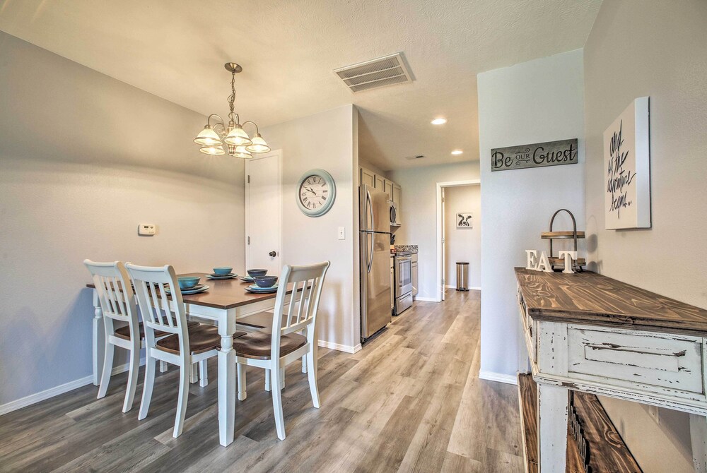 Clean & Cozy Family Condo in the Heart of Branson!