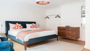 2 bedrooms, laptop workspace, free WiFi, linens