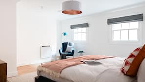 2 bedrooms, laptop workspace, free WiFi, linens