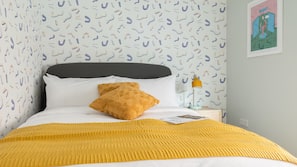 2 bedrooms, laptop workspace, free WiFi, linens