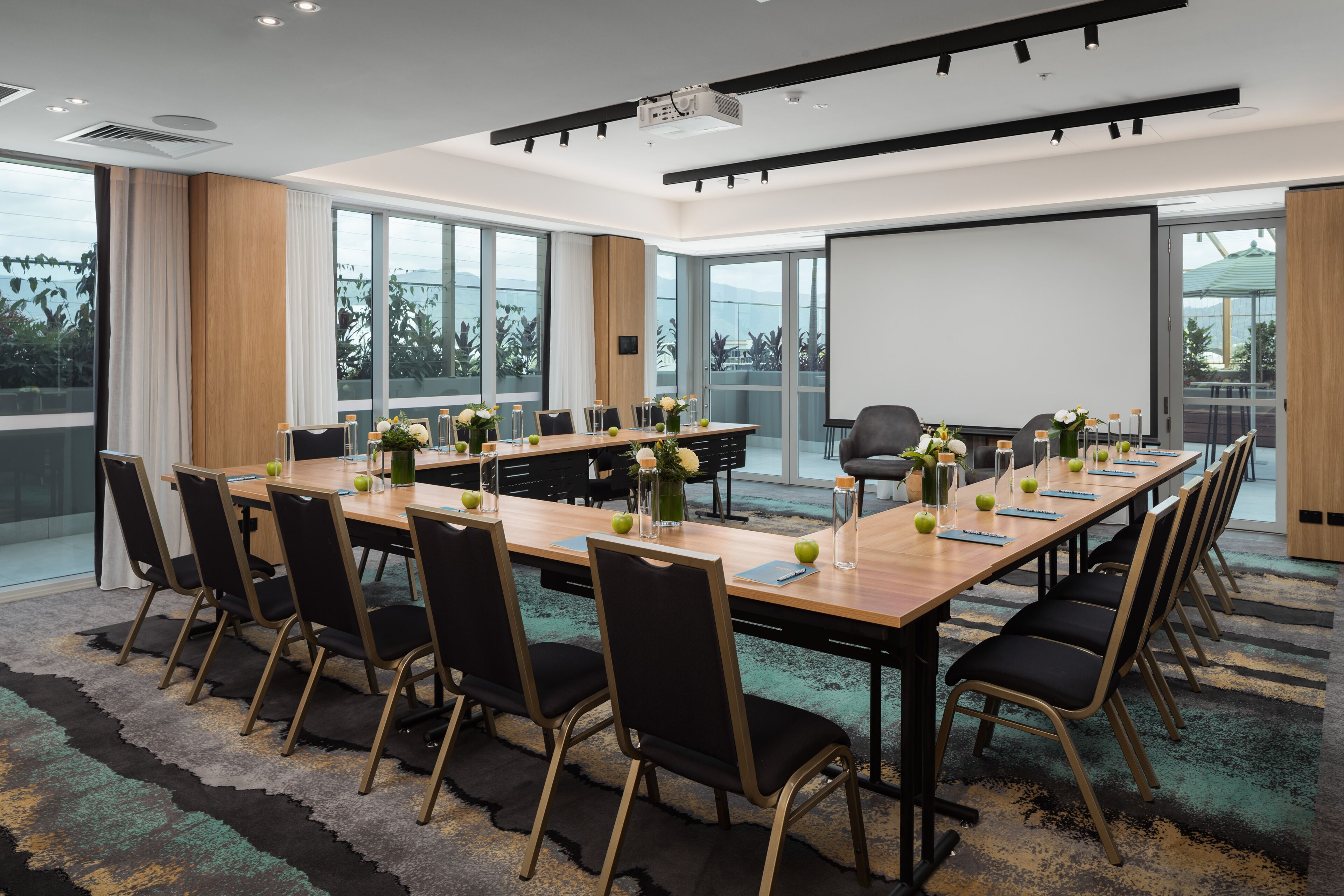 Bailey, a Crystalbrook Collection Hotel and Residence