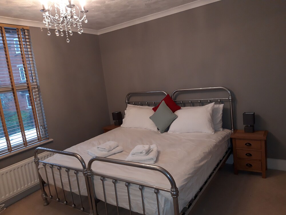 Edwards Cottage Grove Road Cottages in StratforduponAvon Best