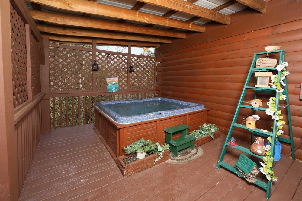 Fireside Memories Two Bedroom Cabin Gatlinburg Pigeon Forge