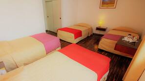 Minibar, escritorio, wifi gratis y ropa de cama